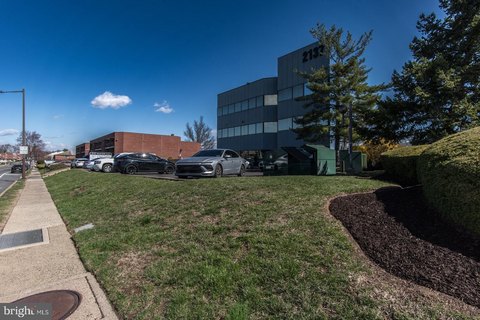 Prime Philadelphia Commercial Space For Sale