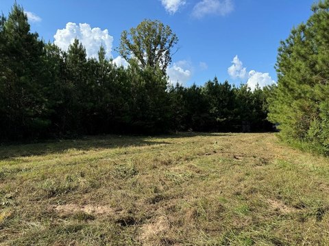 Land in West Lincoln District