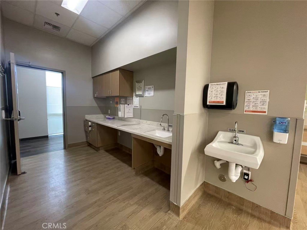Picture 19