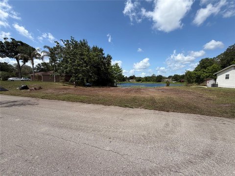 Lakefront Residential Vacant Lot