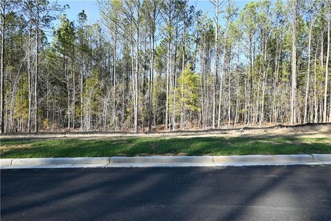 Spacious Homesite in Auburn, AL