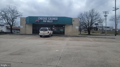 Prime Retail Location For Lease