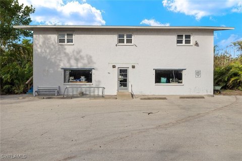 Sanibel Commercial Building For Sale