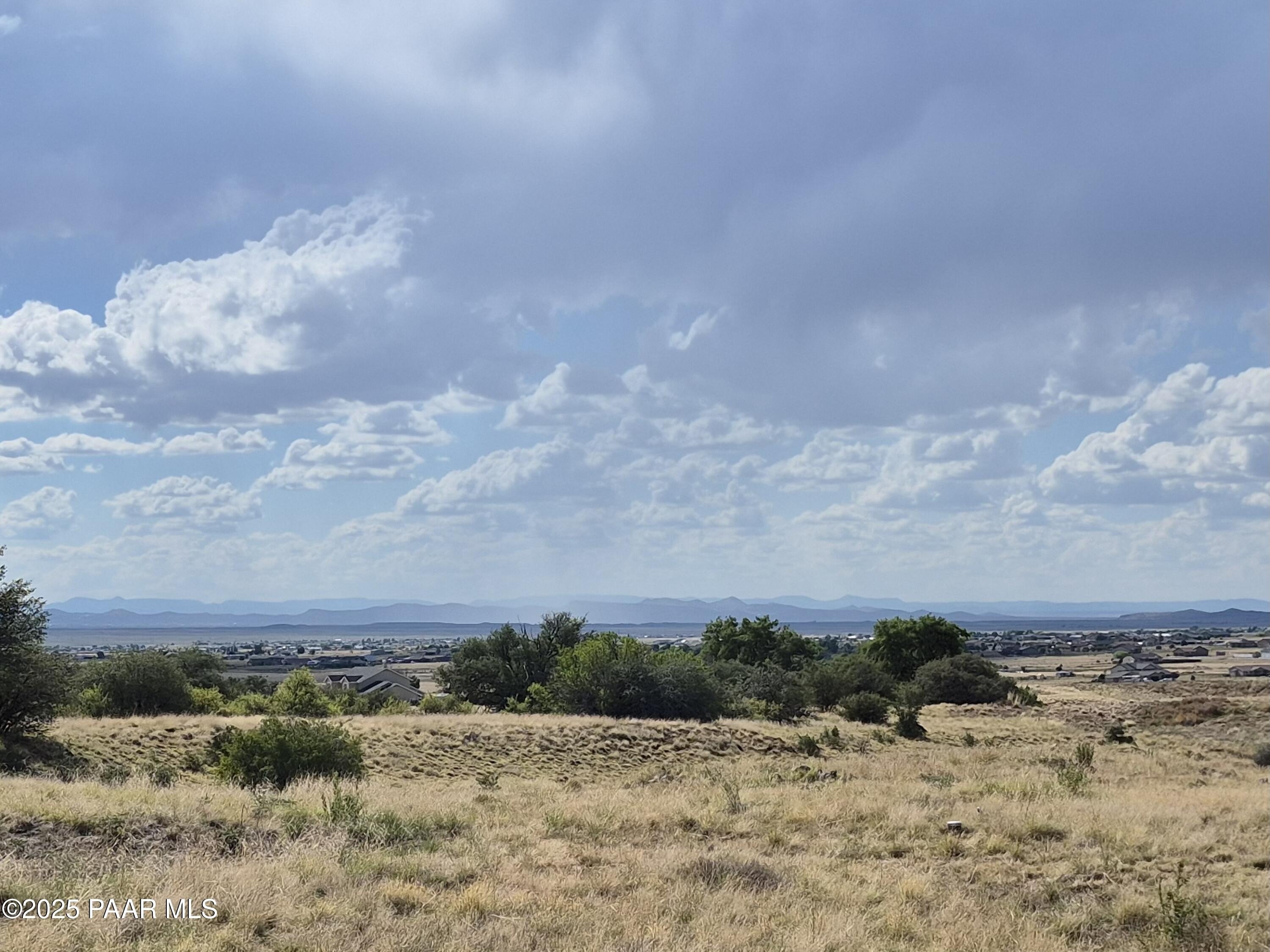 Land with Unobstructed Views