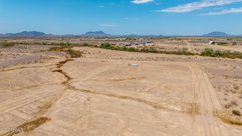 LAND - Tonopah, AZ