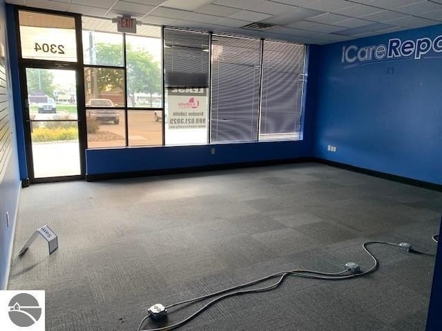Stadium Mall Retail Space