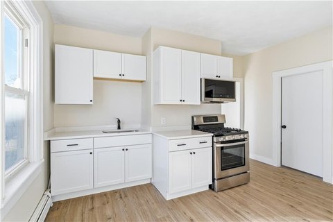 Updated Multi-Family in Providence