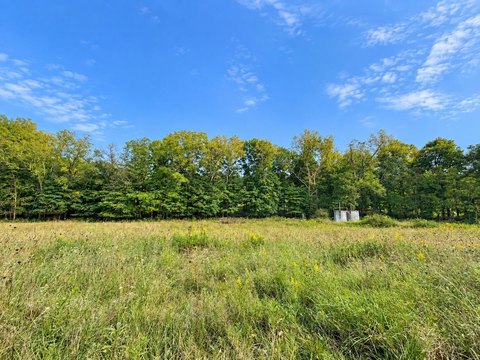 Land, Howard, OH