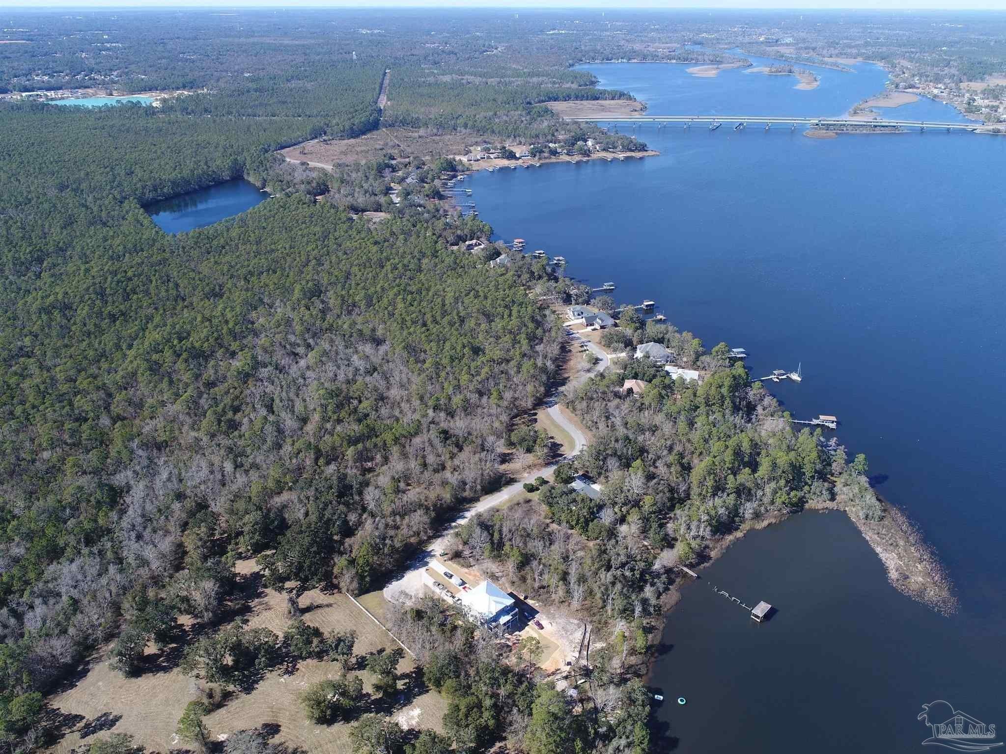Residential Land in Milton, FL