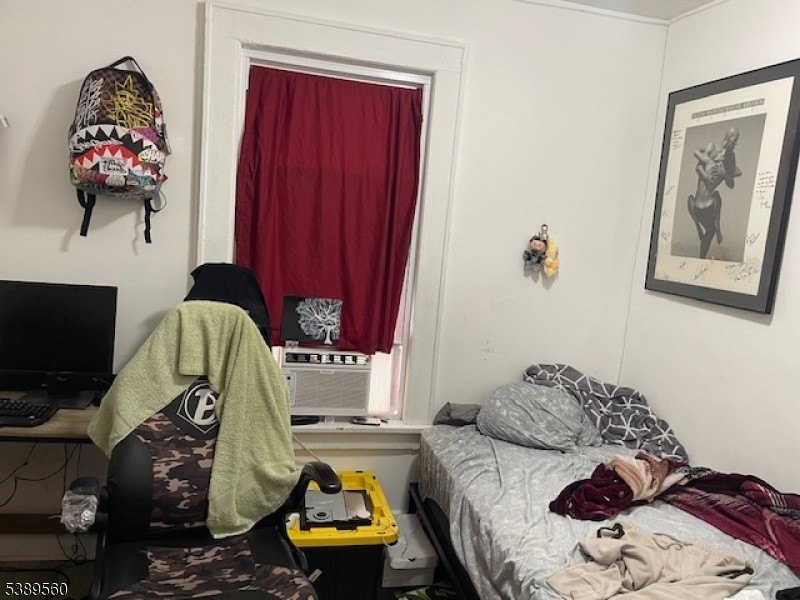 Picture 4