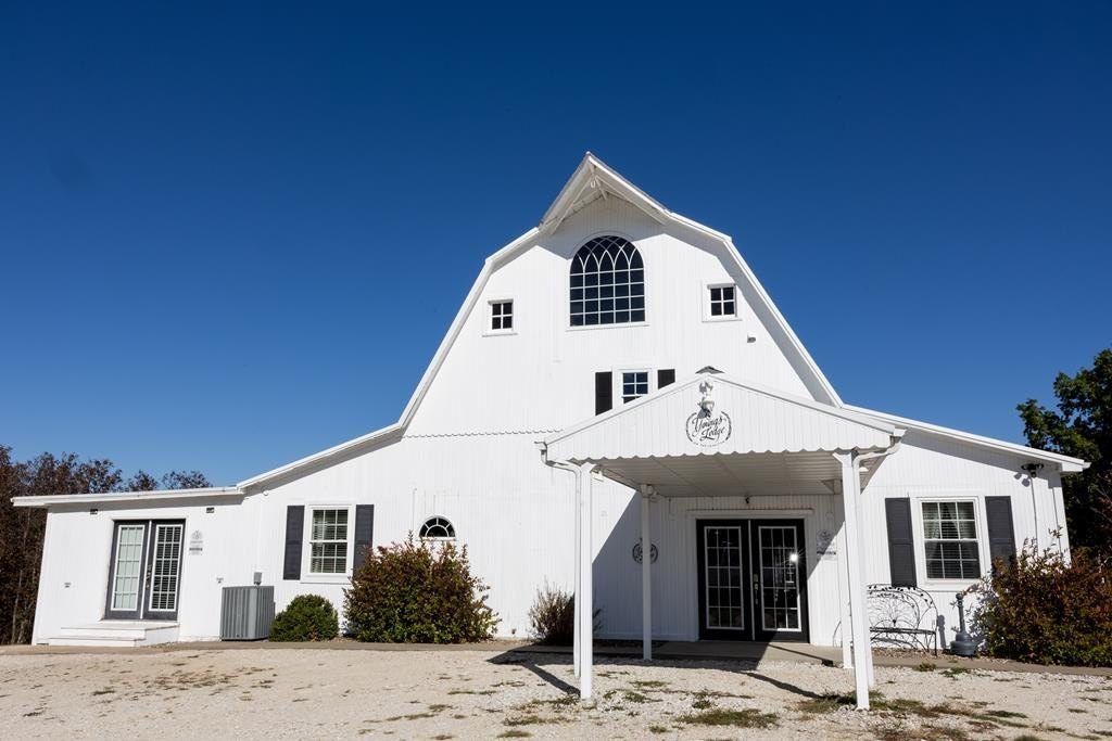 266-Acre Hospitality and Recreational Estate