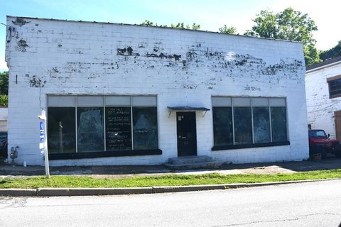 Riverfront Commercial Property in Emlenton