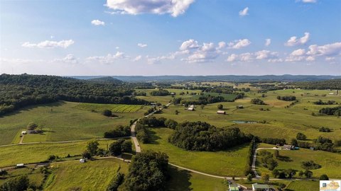 Acreage, Horse Cave, KY