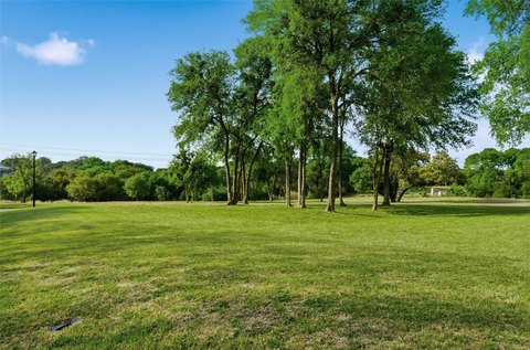 LAND - Woodway, TX