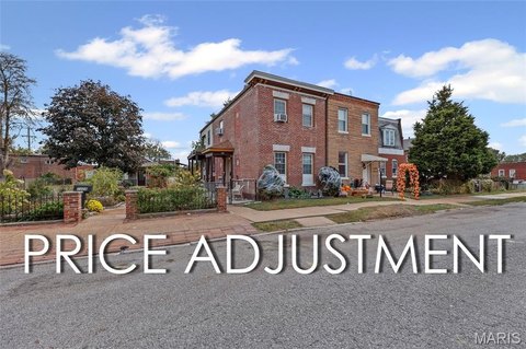 Updated Brick Duplex in St. Louis