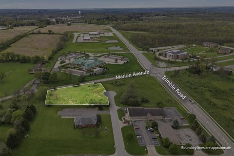 Commercial Land in High-Traffic Location