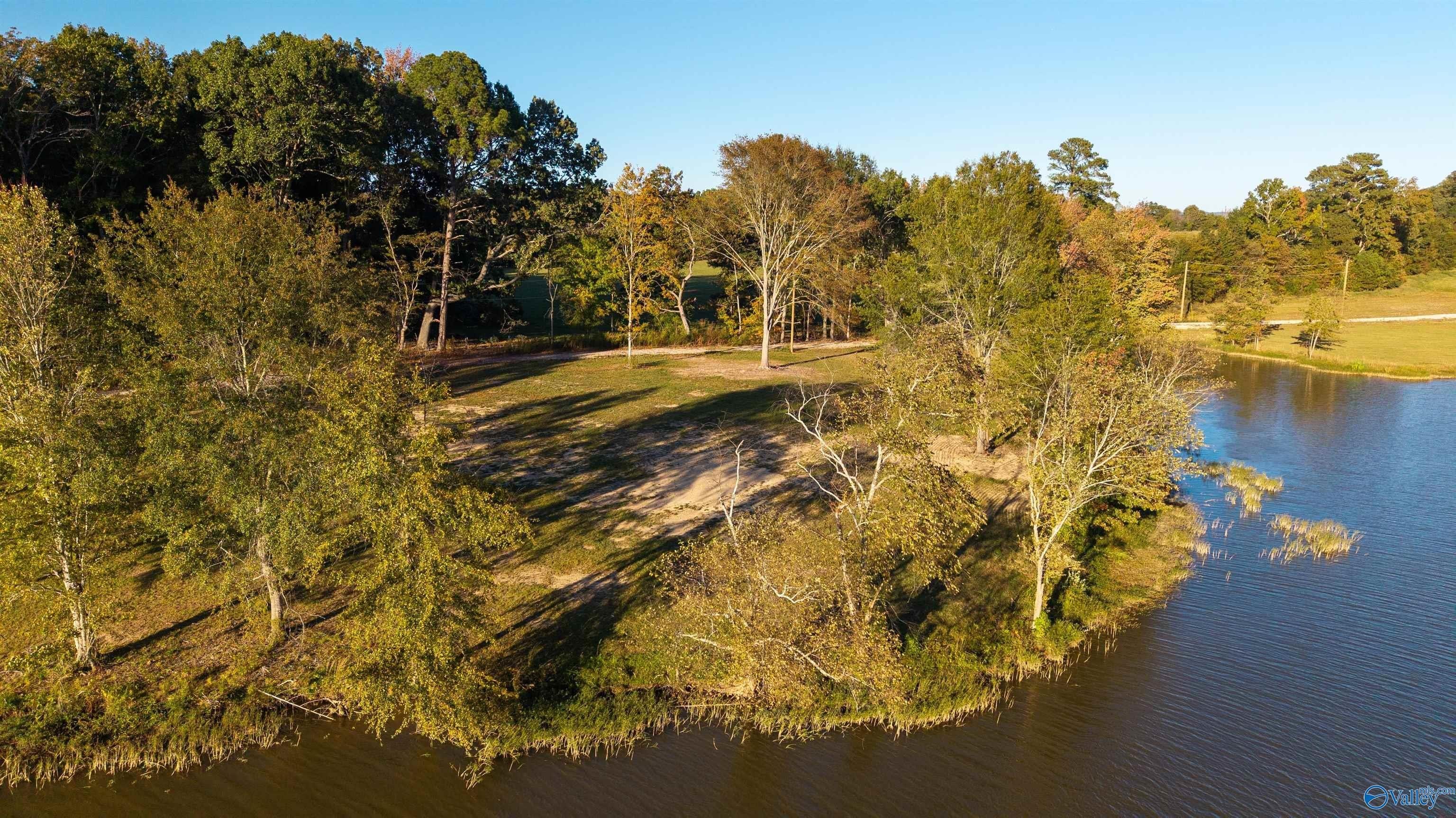 Land in Premier Lakeside Community