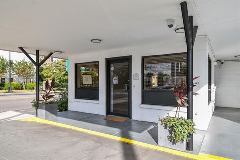 Retail/Office Suite with Storefront Visibility
