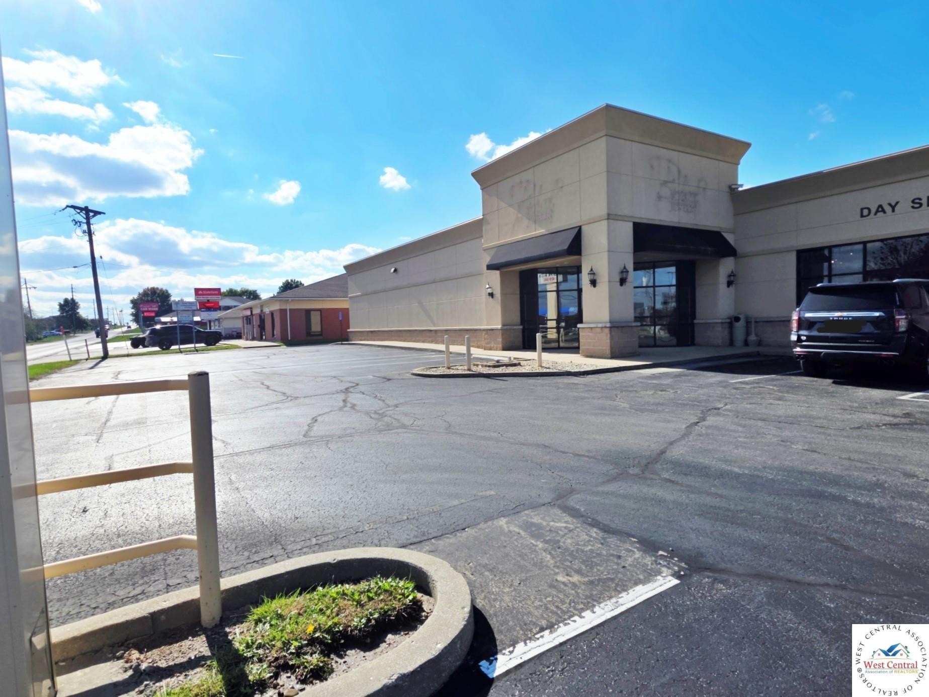 Prime Retail/Office/Showroom Space