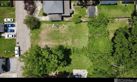 Land, Baton Rouge, LA