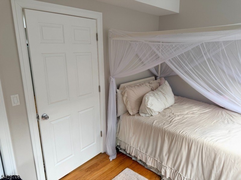 Picture 30
