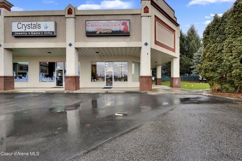 Established Retail Floral Shop For Sale