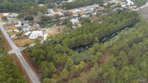 Milton, FL Interior Lot