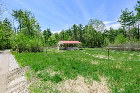 LAND - Oxford, ME