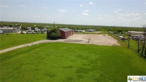 Victoria Commercial Property with Yard
