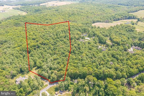 Secluded Lancaster County Home Site
