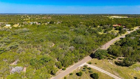 Kerrville Land with Ranch Amenities