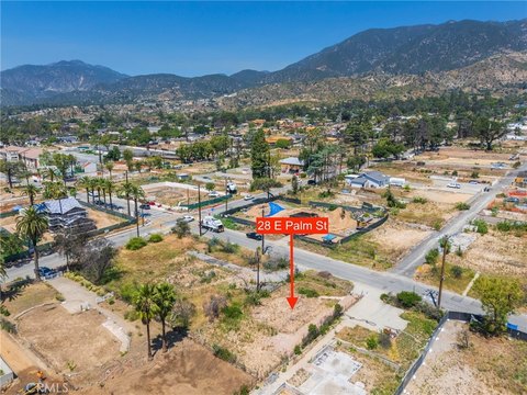 Residential Lot in Altadena, CA