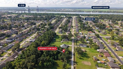 Land, Destrehan, LA