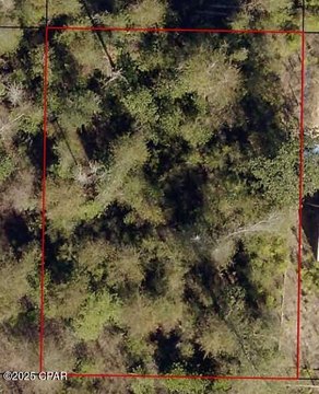 Secluded Lot in Fountain, FL