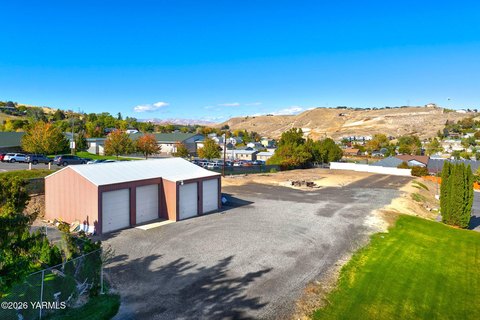 Land, Selah, WA
