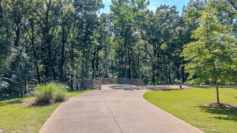 LAND - OXFORD, MS