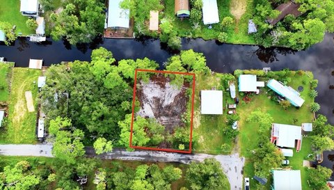 Land, Suwannee, FL