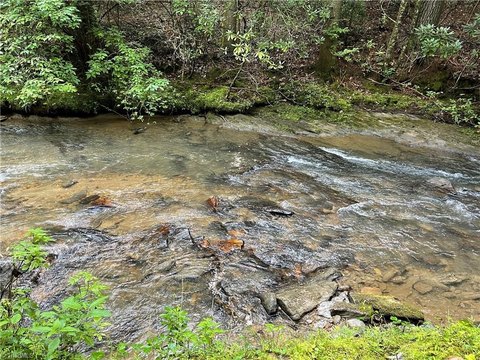 LAND - Laurel Springs, NC