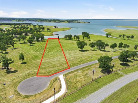 Dockable Lakefront Land Lot