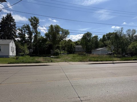LAND - Minot, ND