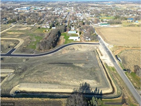 Apartment Development Opportunity in Maple