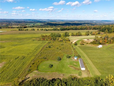 Land, Hunt, NY