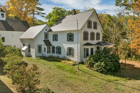 Two-House Property with Solar Barn