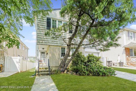 Eltingville Two-Family Home For Sale