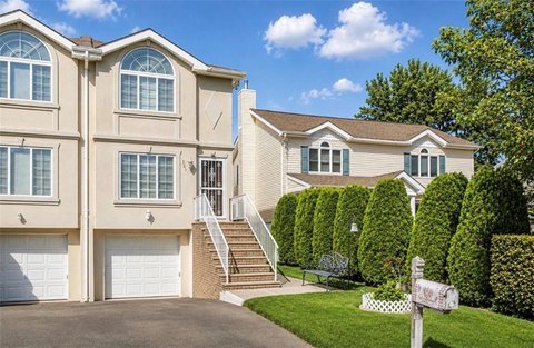 Single-Family Home with Enclosed Deck