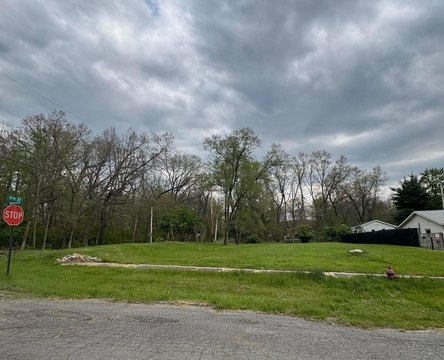 Land, Niles, MI