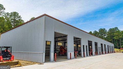 Fee-Simple Storage Garage Condominiums
