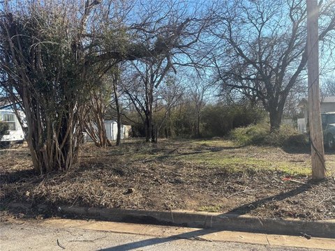 Vacant Lot in East Fort Worth