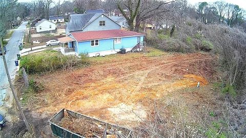 Residential Land in Atlanta, GA