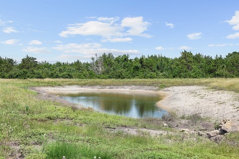 LAND - Round Top, TX